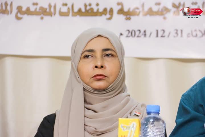 فريق التواصل وتعزيز الوعي السياسي بالمجلس الانتقالي يعقد لقاءً موسعاً بشرائح المجتمع المدني بمديريتي الديس الشرقية والريدة وقصيعر