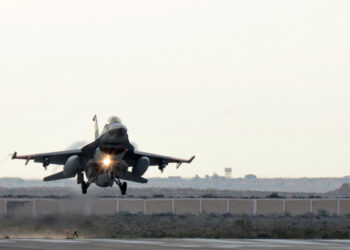 مصر تعلق على تقارير “تدخلها عسكريا” في اليمن