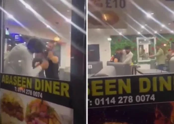 هنود هندوس في بريطانيا يحطمون مطعما لتقديمه لحم البقر.. وصاحب المحل يفاجئهم بردة فعله