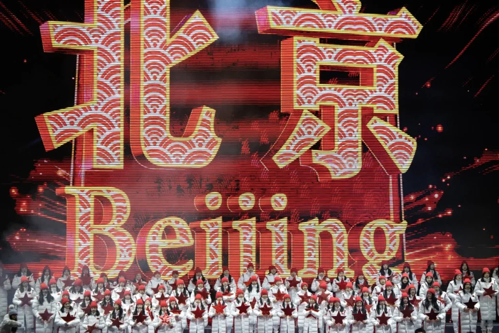 دول العالم تستقبل 2025 (صور) 22 دول العالم تستقبل 2025 (صور)