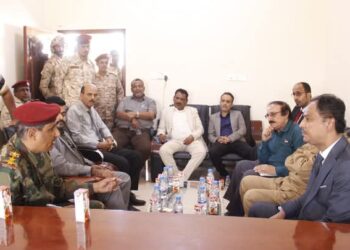 فريق التواصل وتعزيز الوعي السياسي بالانتقالي يلتقي قيادة المنطقة العسكرية الثانية ويزور مدرسة التدريب القتالي فريق التواصل وتعزيز الوعي السياسي بالانتقالي يلتقي قيادة المنطقة العسكرية الثانية ويزور مدرسة التدريب القتالي