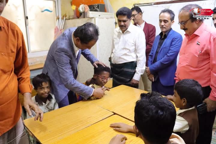 فريق التواصل وتعزيز الوعي السياسي بالمجلس الانتقالي يطلع على متطلبات ذوي الاحتياجات الخاصة 4 فريق التواصل وتعزيز الوعي السياسي بالمجلس الانتقالي يطلع على متطلبات ذوي الاحتياجات الخاصة