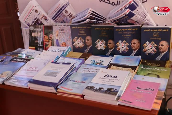 فريق التواصل وتعزيز الوعي السياسي يلتقي الهيئة التنفيذية لمنسقية المجلس الانتقالي الجنوبي بجامعة حضرموت 6 فريق التواصل وتعزيز الوعي السياسي يلتقي الهيئة التنفيذية لمنسقية المجلس الانتقالي الجنوبي بجامعة حضرموت