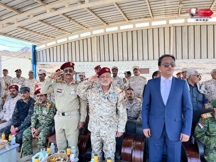 فريق التواصل بالانتقالي يشهد عرضاً عسكرياً للواء بارشيد بمناسبة تدشين المرحلة الأولى من العام التدريبي 2025