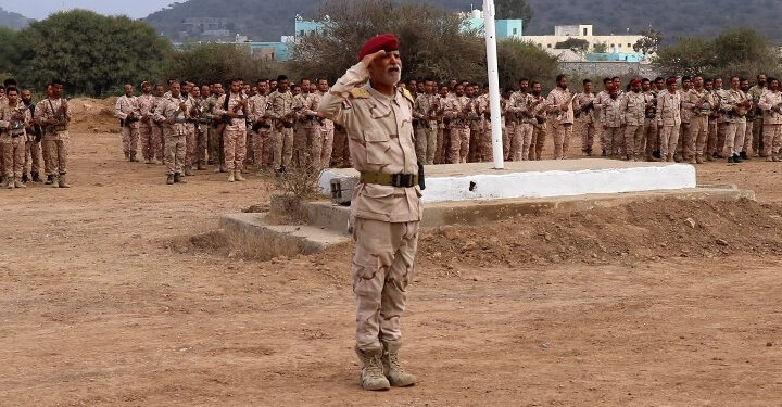 قيادة اللواء الأول صاعقة تدشن العام التدريبي الجديد 2025م بعرض عسكري مهيب يجسد الجاهزية والاحترافية للأفراد