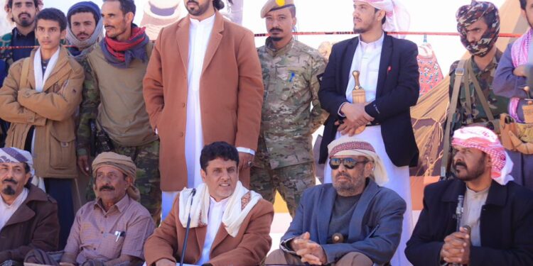 الشيخ راجح باكريت يشارك في مهرجان الصفحة للموروث الشعبي في عسيلان شبوة الشيخ راجح باكريت يشارك في مهرجان الصفحة للموروث الشعبي في عسيلان شبوة