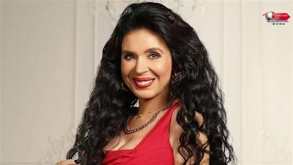 لأول مرة في تاريخ السعودية.. دينا مدربة للرقص الشرقي في الرياض لأول مرة في تاريخ السعودية.. دينا مدربة للرقص الشرقي في الرياض