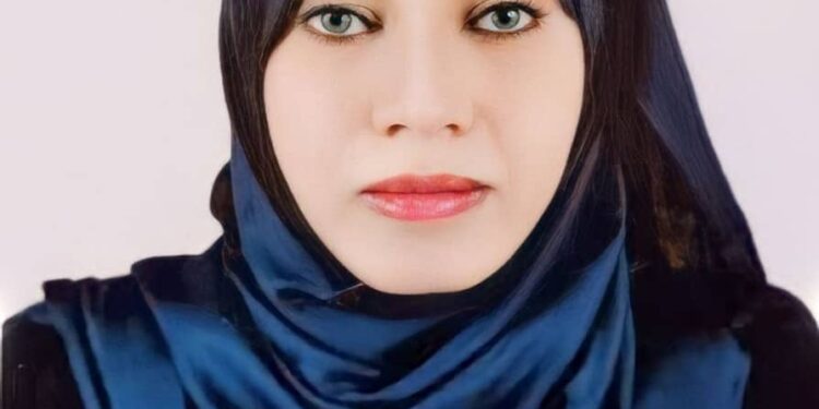 “السياسة هي فن إستنزاف الخصم “ومكافأة الفاسد”و لم تكن يوماً سوى إطعام ديناصورات لا تعرف معنى الشبع” “السياسة هي فن إستنزاف الخصم “ومكافأة الفاسد”و لم تكن يوماً سوى إطعام ديناصورات لا تعرف معنى الشبع”