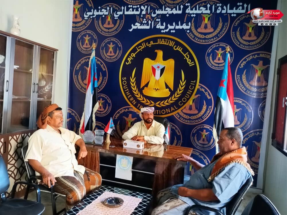 رئيس تنفيذية انتقالي الشحر يناقش مع مدير التعليم الفني آلية تنسيق الجهود