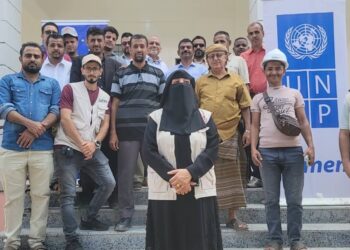 بتكلفة ( 130 ) ألف دولار..محلي المنصورة يفتتح مشروع بناء ( 6 ) فصول إضافية بثانوية أحمد خليفة “للبنين”