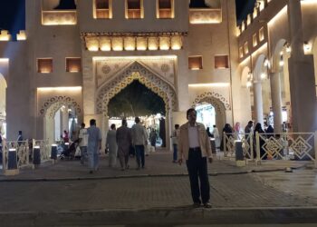 الأسواق الشعبية في الإحساء ووادي حضرموت: تاريخ تجاري عريق وحاضر سياحي واعد. الأسواق الشعبية في الإحساء ووادي حضرموت: تاريخ تجاري عريق وحاضر سياحي واعد.