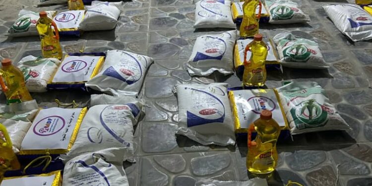 مؤسسة ريما الطبية التنموية تدعم الاسر المحتاجة و الفقيرة و دور الأيتام في بالعاصمة عدن بالسلل الغذائية. مؤسسة ريما الطبية التنموية تدعم الاسر المحتاجة و الفقيرة و دور الأيتام في بالعاصمة عدن بالسلل الغذائية.