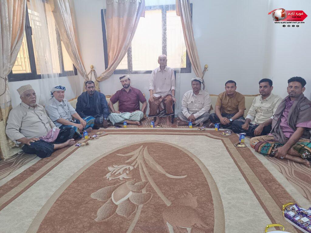 قيادة انتقالي الشحر تزور البروفسور احمد محمد بن بريك بمناسبة عيد الفطر المبارك
