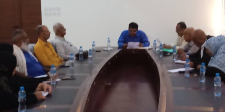 اللجنة الاستشارية للإصلاح الإداري والمالي بمجلس المستشارين تناقش إصلاحات حيوية بمؤسسات الدولة وتحدد أولويات ورشة العمل القادمة