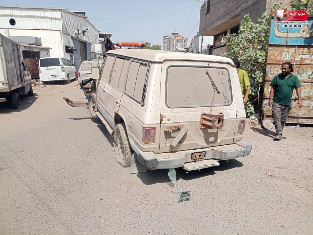 تواصل أعمال حملة رفع السيارات المتهالكة في مديرية المنصورة