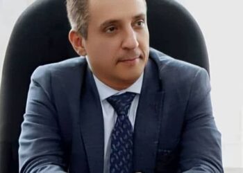 في لقاء صحفي مقتضب مدير الموارد البشرية بشركة النفط عدن الأستاذ ياسر الحبيل