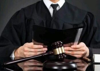 عندما يموت القلب يغيب الضمير وتتعدد الوجوه وتصادر الحقوق