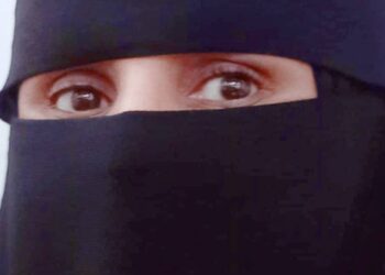 الطفولةالمسلوبة معاناة الأطفال في ظل الأزمات واجب الحكومة والمجتمع في الحماية