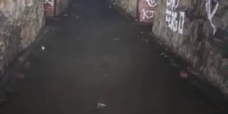 ماذا يحدث في باب المنذب الجنوبي وأين القيادة الجنوبية من كل تلك الإختراقات المشبوههة؟!