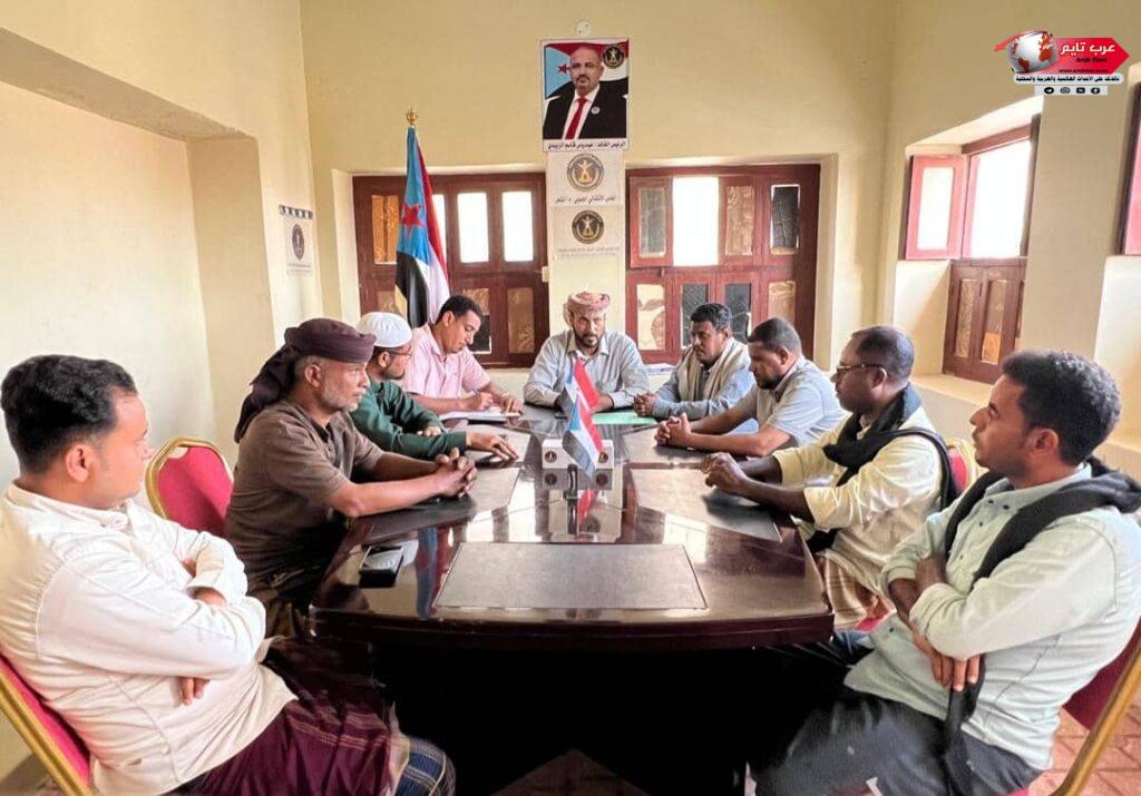 تنفيذية انتقالي مديرية الشحر تعقد إجتماعها الدوري لشهر يوليو وتناقش قضايا المدينة 4 تنفيذية انتقالي مديرية الشحر تعقد إجتماعها الدوري لشهر يوليو وتناقش قضايا المدينة