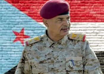 اللواء أحمد سيف اليافعي: القائد الذي واجه الغزو مرتين… فانتصر مرة واستُشهد واقفاً في الأخرى