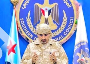 ناشط حقوقي يطالب سعادة الرئيس عيدروس بن قاسم الزبيدي بتفعيل قانون العقاب والثواب ضد المتلاعبي بالأسعار ناشط حقوقي يطالب سعادة الرئيس عيدروس بن قاسم الزبيدي بتفعيل قانون العقاب والثواب ضد المتلاعبي بالأسعار