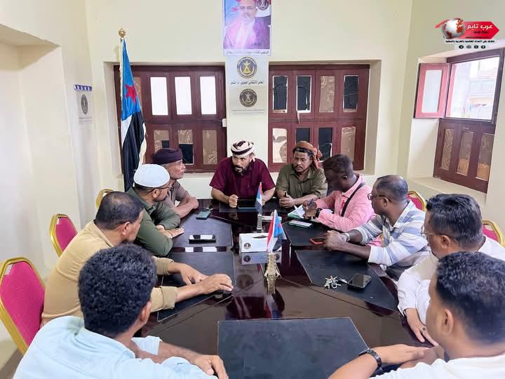 تنفيذية انتقالي م/الشحر تناقش خطة أنشطتها ،وتبارك القرارات السياسية