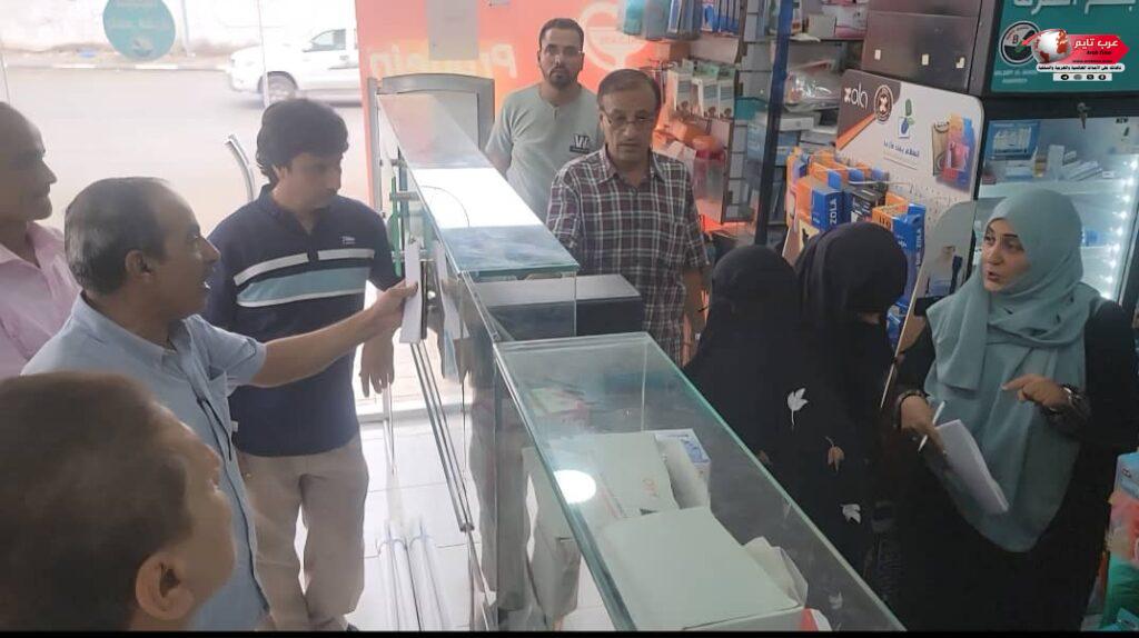 سلطة المنصورة تنفذ حملة لمراقبة أسعار الأدوية والمستلزمات الطبية بالمديرية