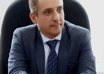 مدير الموارد البشرية بشركة النفط عدن: إستعادة تشغيل مصافي العاصمة عدن سيعزز دور الاقتصاد الوطني