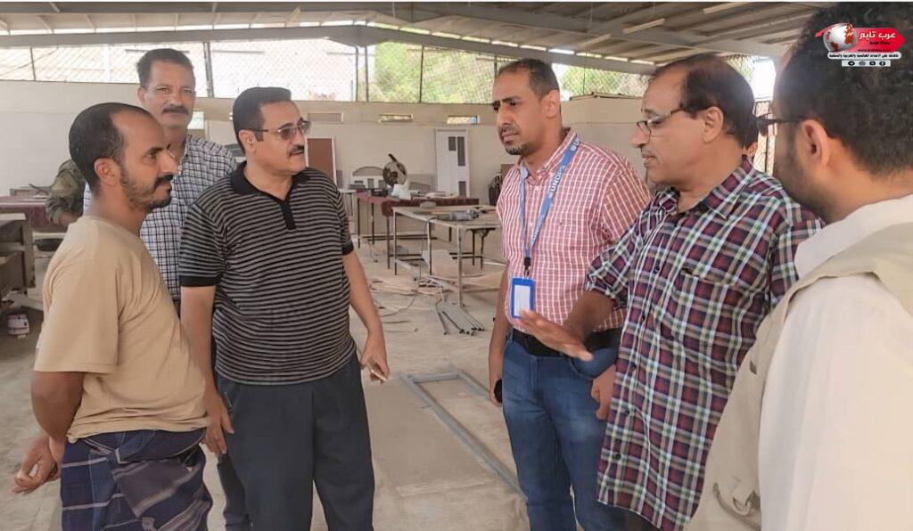 مدير عام المنصورة يطلع على المساحة المخصصة لبناء مركز سوء التغذية للأطفال 2 مدير عام المنصورة يطلع على المساحة المخصصة لبناء مركز سوء التغذية للأطفال