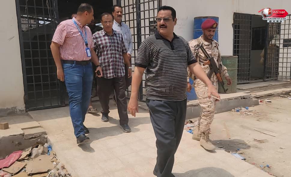 مدير عام المنصورة يطلع على المساحة المخصصة لبناء مركز سوء التغذية للأطفال