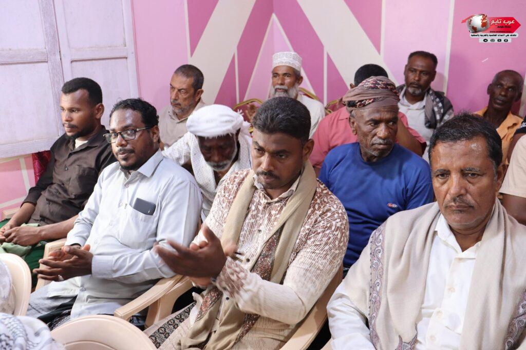 بحضور فريق التوجيه والرقابة الرئاسي الشحر تؤكد تأييدها لقرارات الرئيس الزبيدي والبيان السياسي للانتقالي وتتأهب للاحتفال بذكرى ١٤ اكتوبر