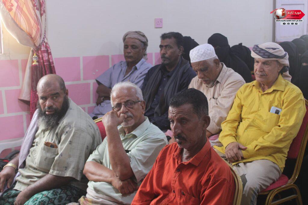 بحضور فريق التوجيه والرقابة الرئاسي الشحر تؤكد تأييدها لقرارات الرئيس الزبيدي والبيان السياسي للانتقالي وتتأهب للاحتفال بذكرى ١٤ اكتوبر