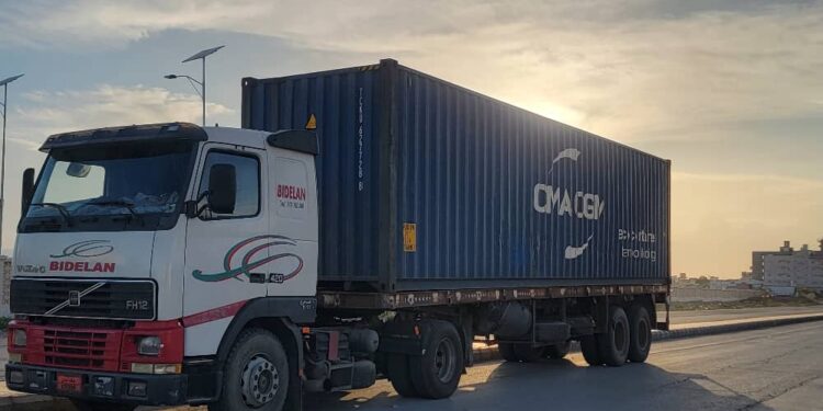 بدعم الإمارات وصول جهاز الرنين المغناطيسي إلى مستشفى الشيخ محمد بن زايد في عتق بدعم الإمارات وصول جهاز الرنين المغناطيسي إلى مستشفى الشيخ محمد بن زايد في عتق