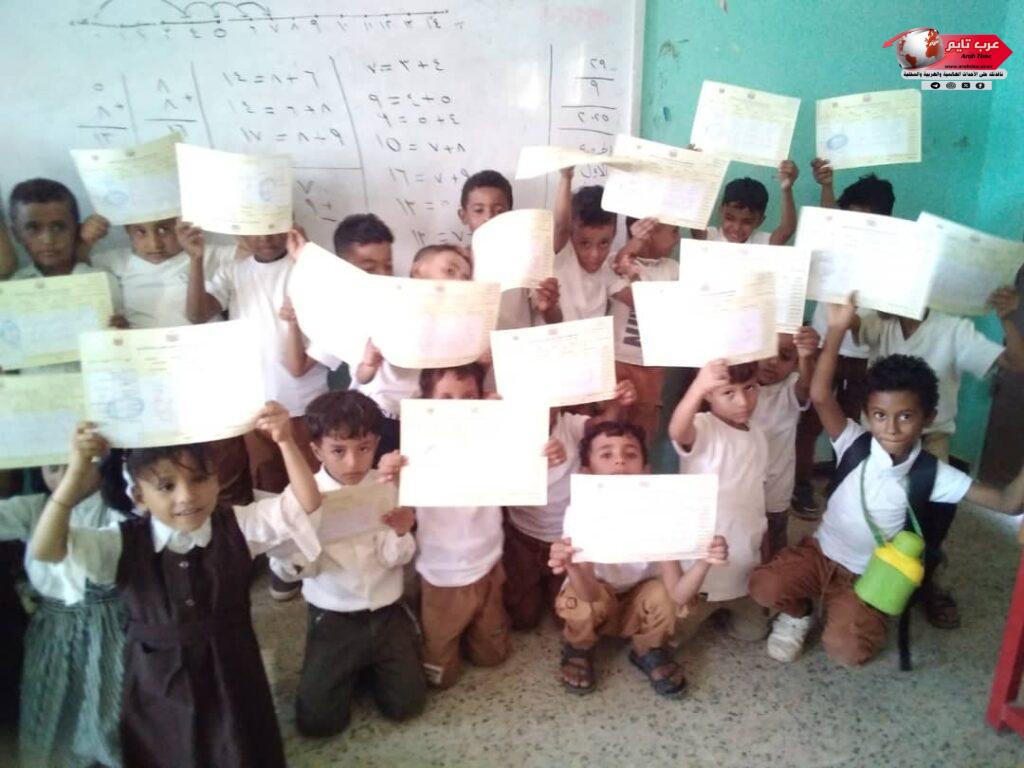 إدارة مدرسة الشهيد عباس بالمسيمير تشكر مدير مكتب التربية والتعليم بالمديرية الأستاذ وجدي طلحة