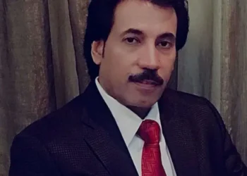 نائب رئيس تحرير صحيفتي عدن الأمل وعرب تايم يرد على هاني البيض: “حضرموت قلب الجنوب العربي.. وليست ضيفًا عليه”!