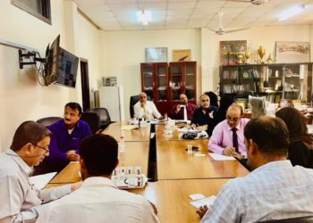 كلية الحقوق جامعة عدن تجري المقابلة الشخصية للطلاب الذين اجتازوا امتحان المفاضلة