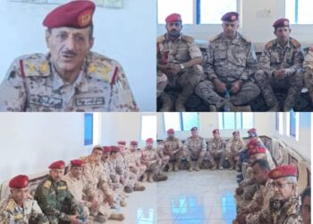 نائب رئيس هيئة الأركان يزور محور أبين العملياتي ويشدد على دعم وزارة الدفاع لأجهزته العسكرية