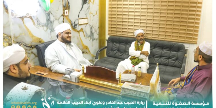 باصم يستقبل ابناء الداعية والعلامة الراحل أبي بكر العدني المشهور باصم يستقبل ابناء الداعية والعلامة الراحل أبي بكر العدني المشهور