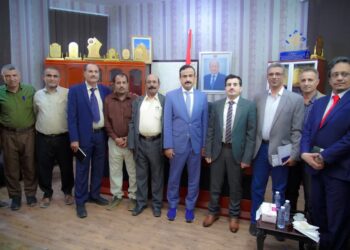 المحافظ بن الوزير يبحث مع نائب وزير المياه والبيئة سبل دعم وتطوير القطاع في شبوة