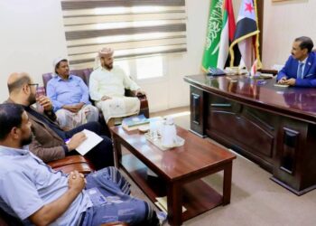 القائم بأعمال رئيس تنفيذية انتقالي حضرموت يطلع على مجمل الأوضاع بمديرية الشحر القائم بأعمال رئيس تنفيذية انتقالي حضرموت يطلع على مجمل الأوضاع بمديرية الشحر