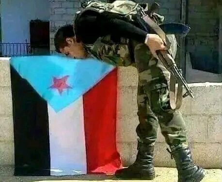 أسعد أبو الخطاب يروي نضاله وتجربته: لن أقايض المبادئ الجنوبية بأي منحة