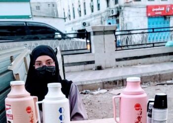 نقف مع كل يد تصنع رزقها بشرف.. وزيارتها أقل دعم نقدمه