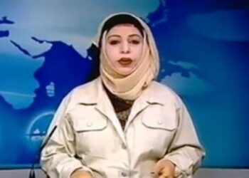 نائب رئيس تحرير عدن الأمل وعرب تايم يواسي الإعلامية انتصار عبدالجليل في فقد والدها