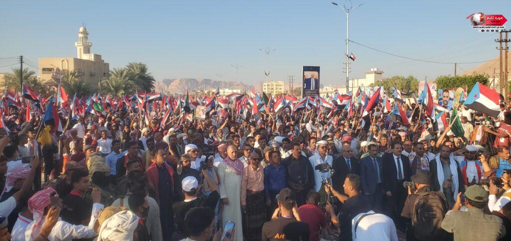 رئيس تنفيذية انتقالي الشحر يهنئ أبناء المديرية على نجاح المليونية ويشيد بالمشاركة الواسعة