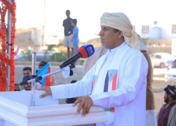 الشيخ باكريت: انضمام القبائل إلى الاعتصام الشعبي رسالة واضحة وتأييد لمطالب قيام دولة الجنوب العربي