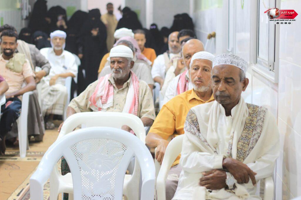 برعاية السلطة المحلية بمديرية الشحر الأستاذ عادل أحمد باعكابه و مدير مكتب الصحه والسكان بمديرية الشحر الأستاذ سالم محمد الغرابي 13 برعاية السلطة المحلية بمديرية الشحر الأستاذ عادل أحمد باعكابه و مدير مكتب الصحه والسكان بمديرية الشحر الأستاذ سالم محمد الغرابي