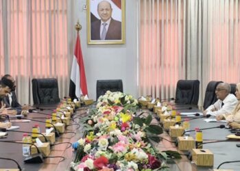 وزيرة شؤون المرأة تبحث مع المبعوث الأممي وصندوق الأمم المتحدة للسكان تعزيز تمكين المرأة وتوسيع مشاركتها