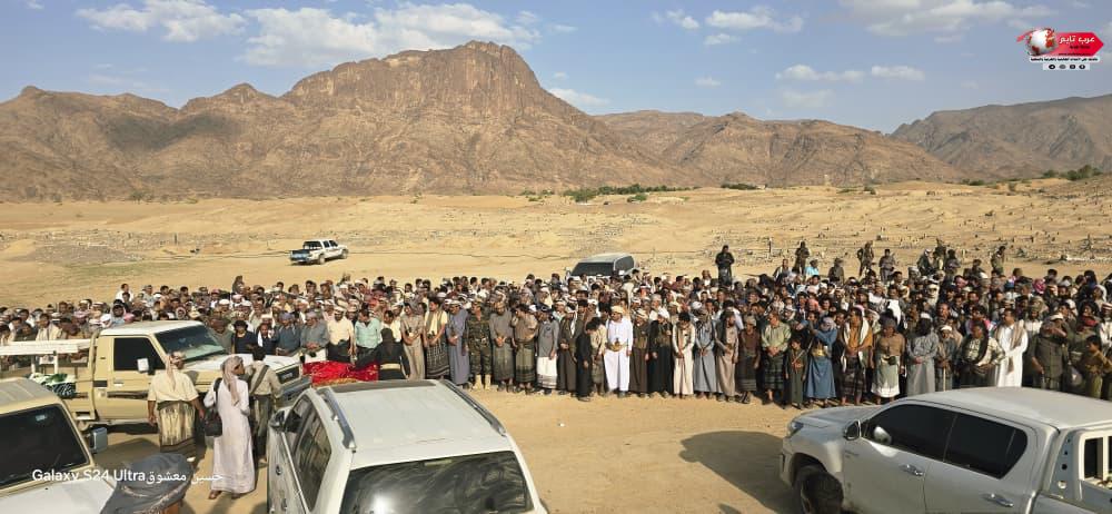 .بتكليف من محافظ شبوه عوض الوزير الوكيل الفاطمي يحضر مراسيم تشييع العقيد السقاف