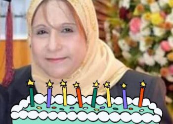 القامة الوطنية التي تشرّف اليمن الأستاذة عائشة العولقي سفيراً في القاهرة!